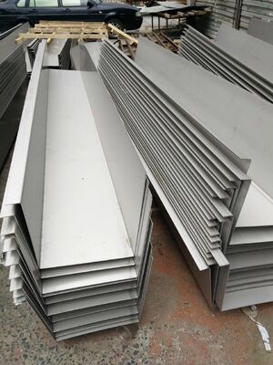 Corrosion Resistant Stainless Steel Drain Gutter